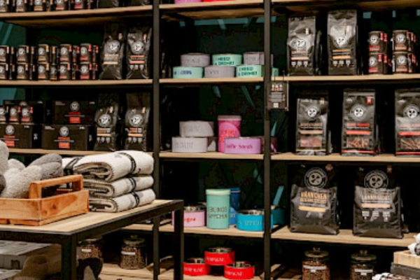 Bild 1 von Hund & Hike - Dein Outdoorladen für Hund und Mensch